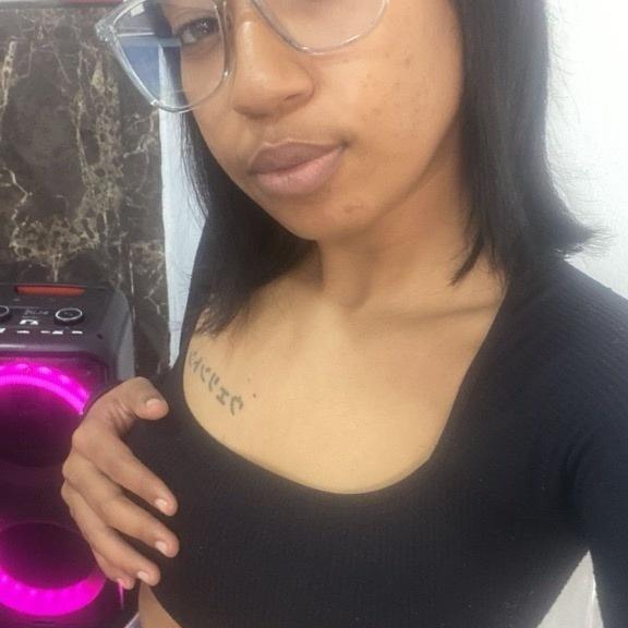  is Female Escorts. | Evansville | Indiana | United States | AmorousHug