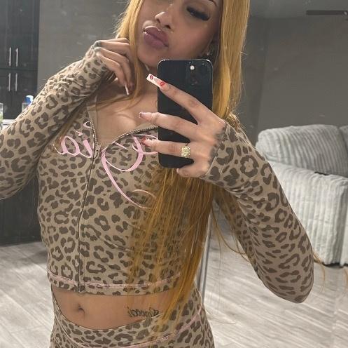 is Female Escorts. | Phoenix | Arizona | United States | AmorousHug