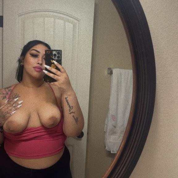  is Female Escorts. | Fayetteville | Arkansas | United States | AmorousHug