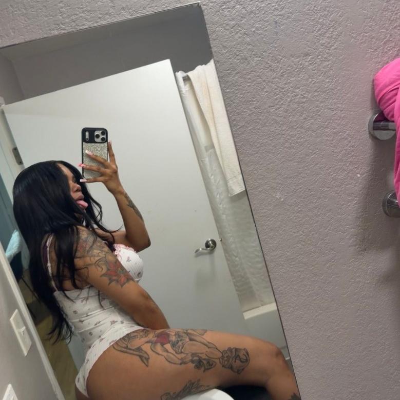  is Female Escorts. | Newport News | Virginia | United States | AmorousHug