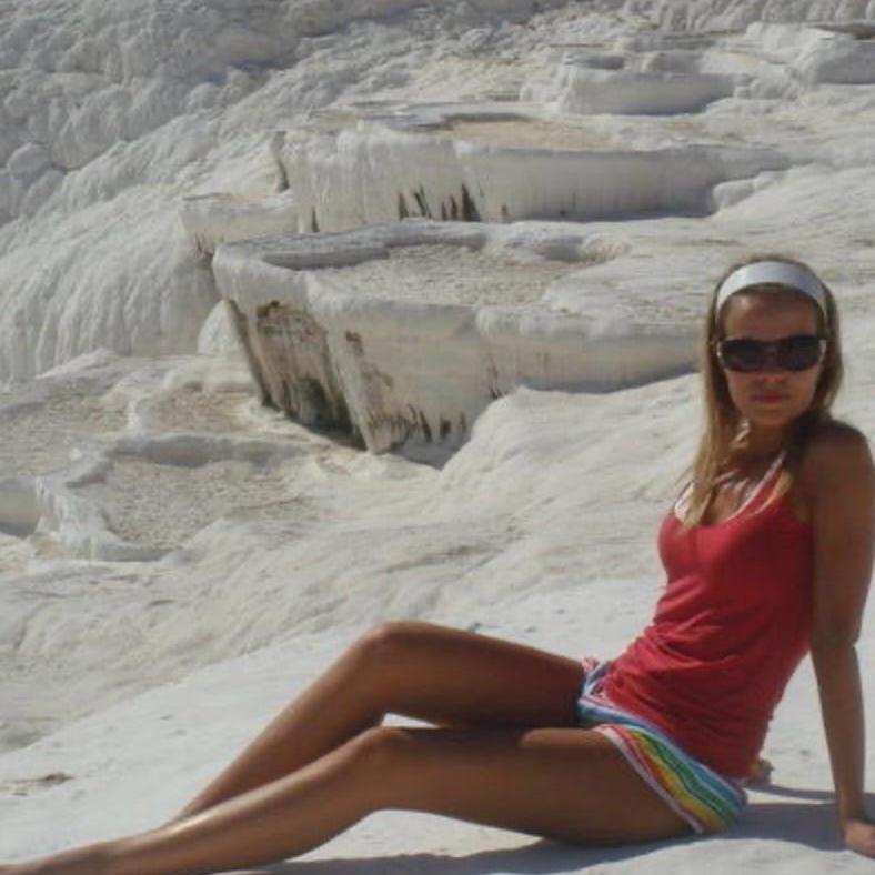  is Female Escorts. | Duluth | Minnesota | United States | AmorousHug