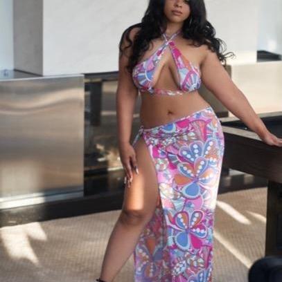  is Female Escorts. | Kirksville | Missouri | United States | AmorousHug