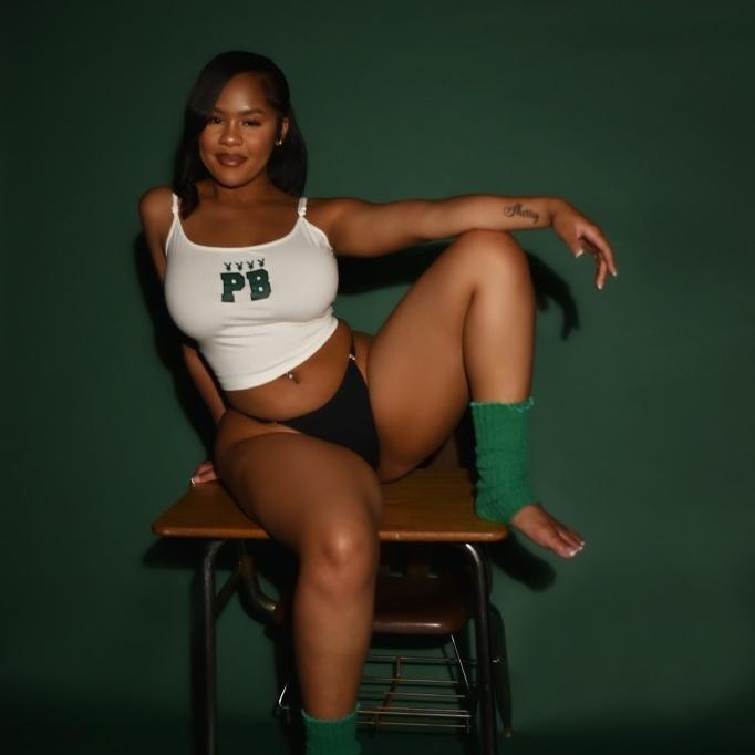  is Female Escorts. | San Diego | California | United States | AmorousHug