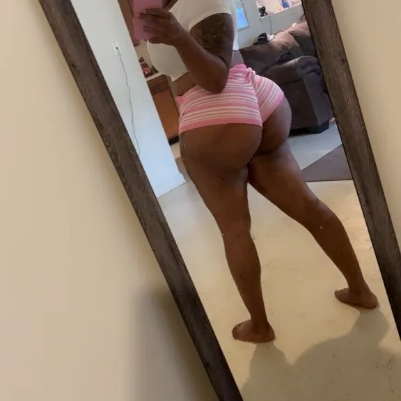  is Female Escorts. | Boston | Massachusetts | United States | AmorousHug