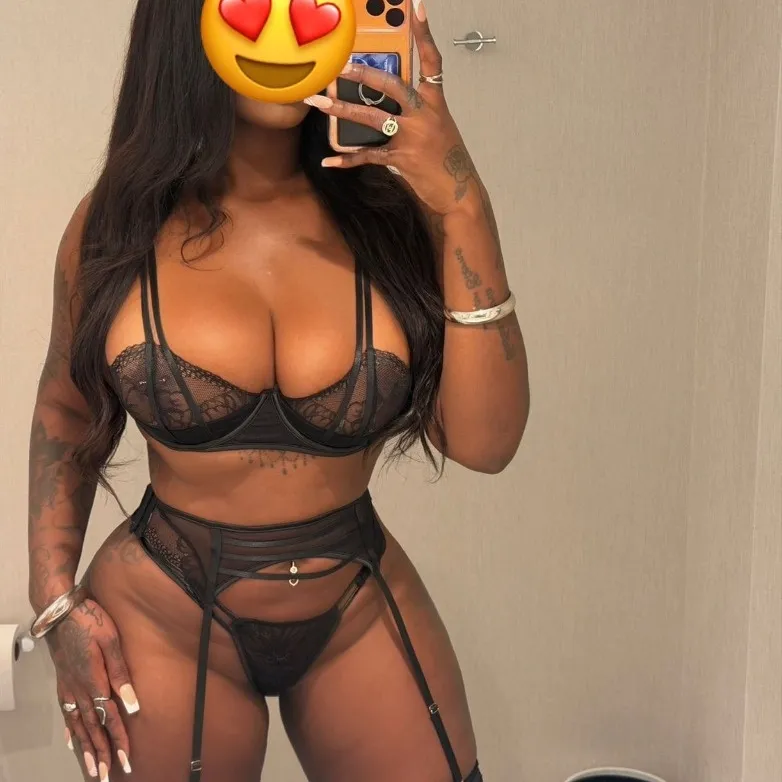  is Female Escorts. | Knoxville | Tennessee | United States | AmorousHug