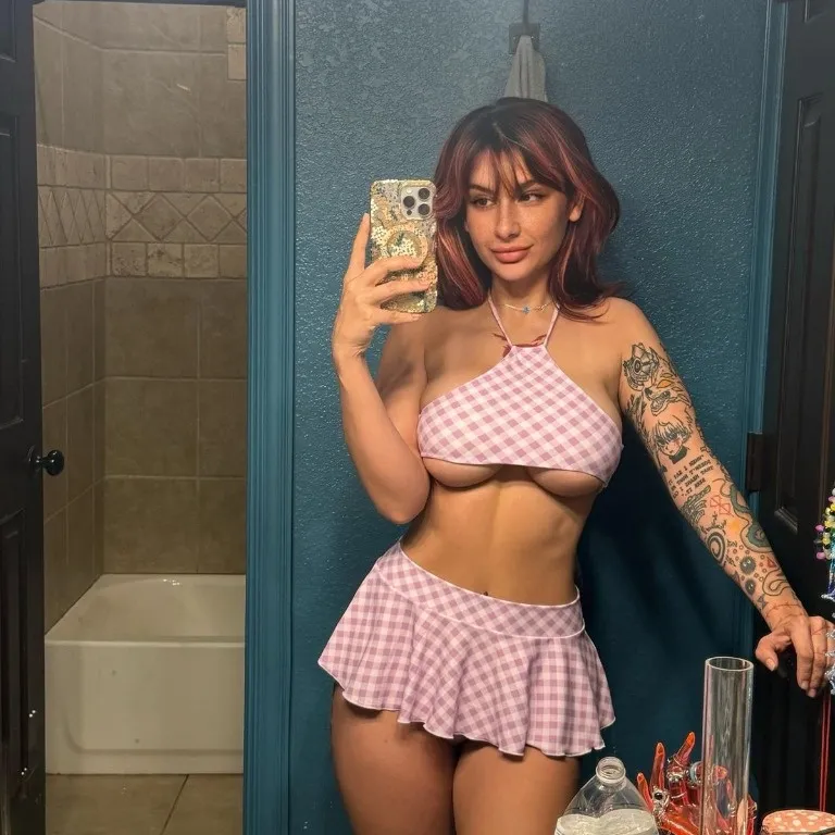  is Female Escorts. | Fort Dodge | Iowa | United States | AmorousHug