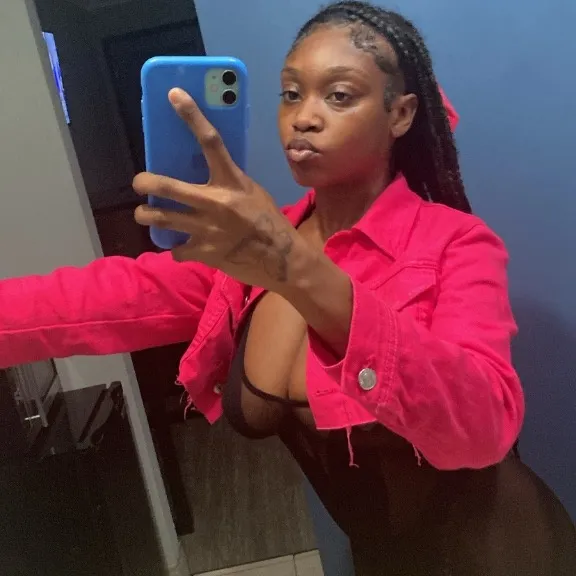  is Female Escorts. | San Fernando Valley | California | United States | AmorousHug
