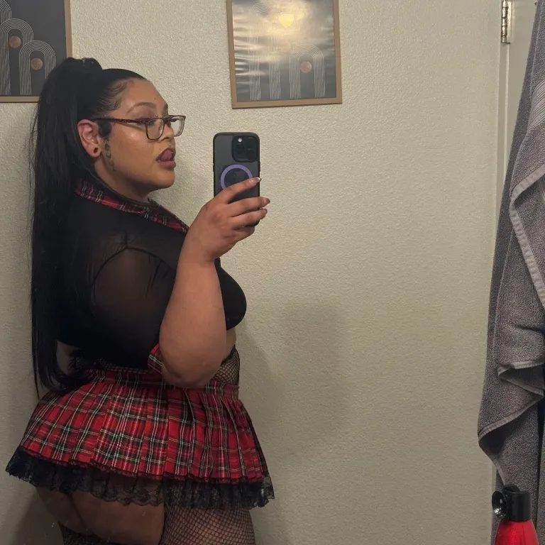  is Female Escorts. | Inland Empire | California | United States | AmorousHug