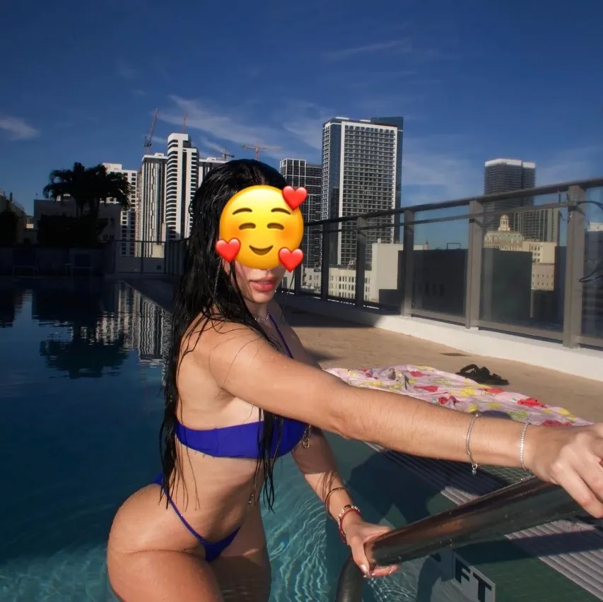  is Female Escorts. | Wausau | Wisconsin | United States | AmorousHug