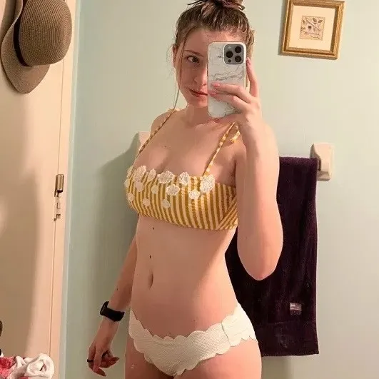  is Female Escorts. | Honolulu | Hawaii | United States | AmorousHug