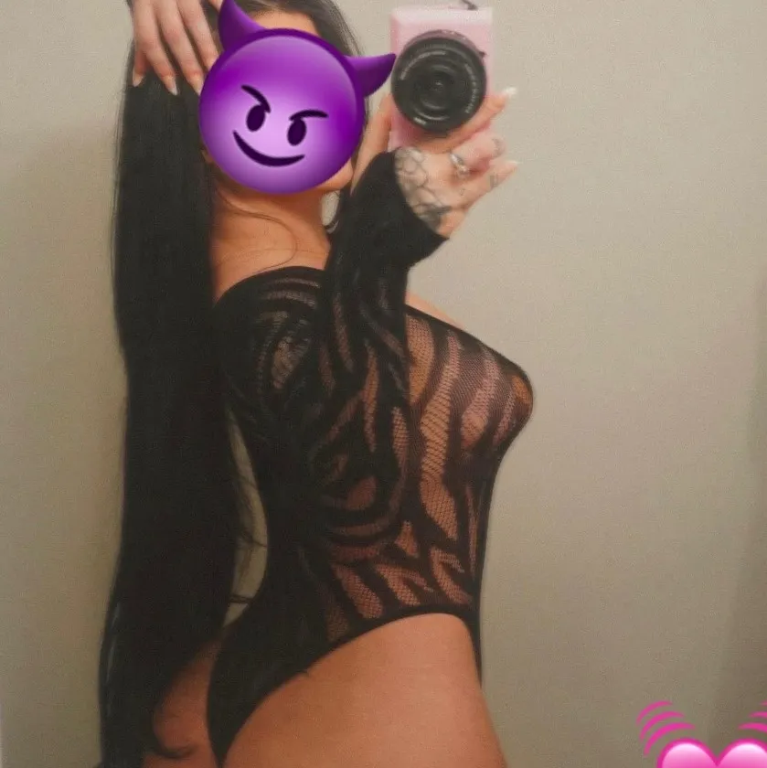  is Female Escorts. | Long Island | New York | United States | AmorousHug