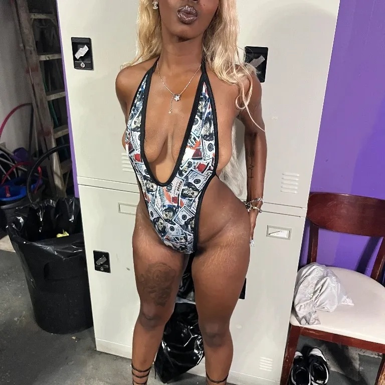  is Female Escorts. | Pensacola | Florida | United States | AmorousHug