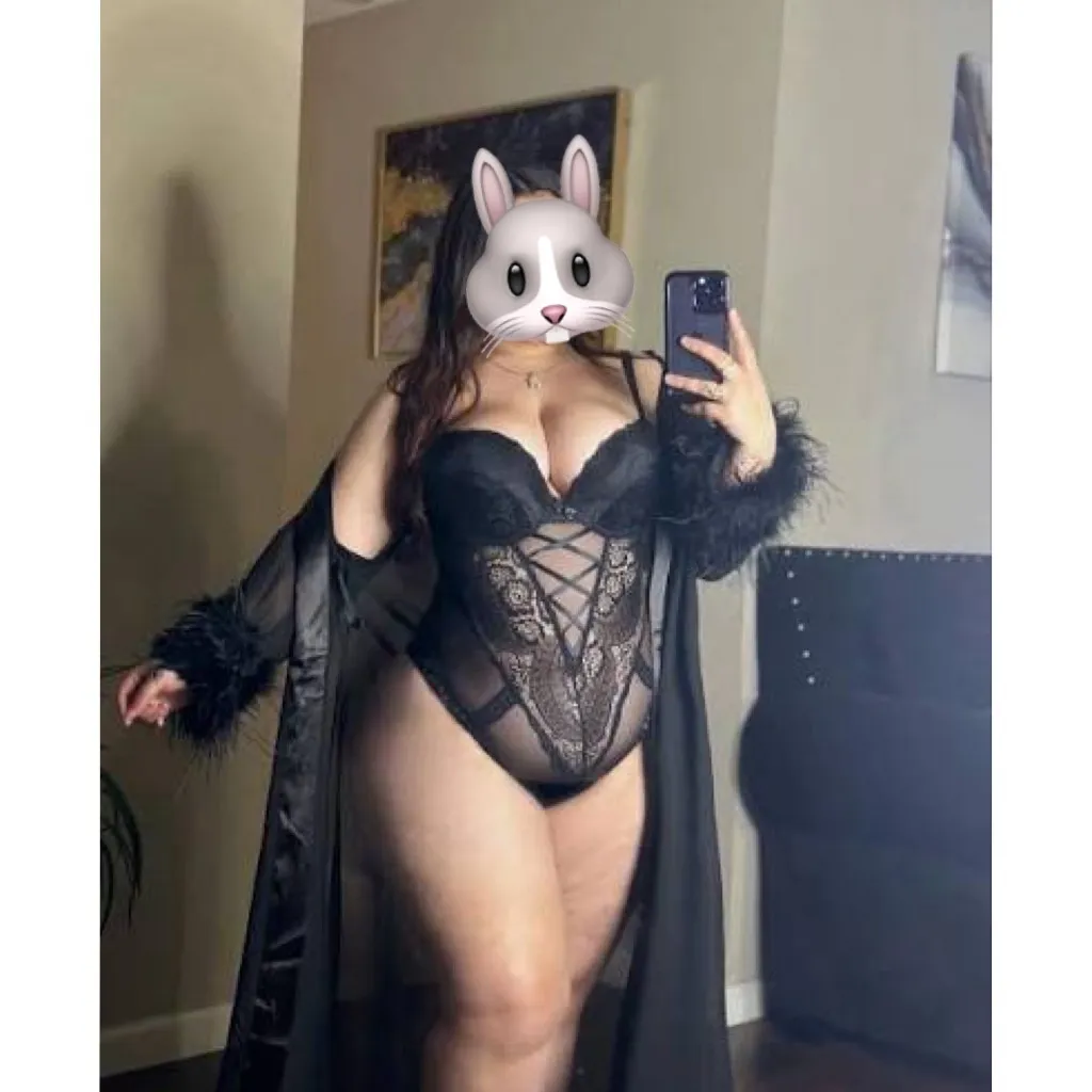  is Female Escorts. | Toronto | Ontario | Canada | AmorousHug