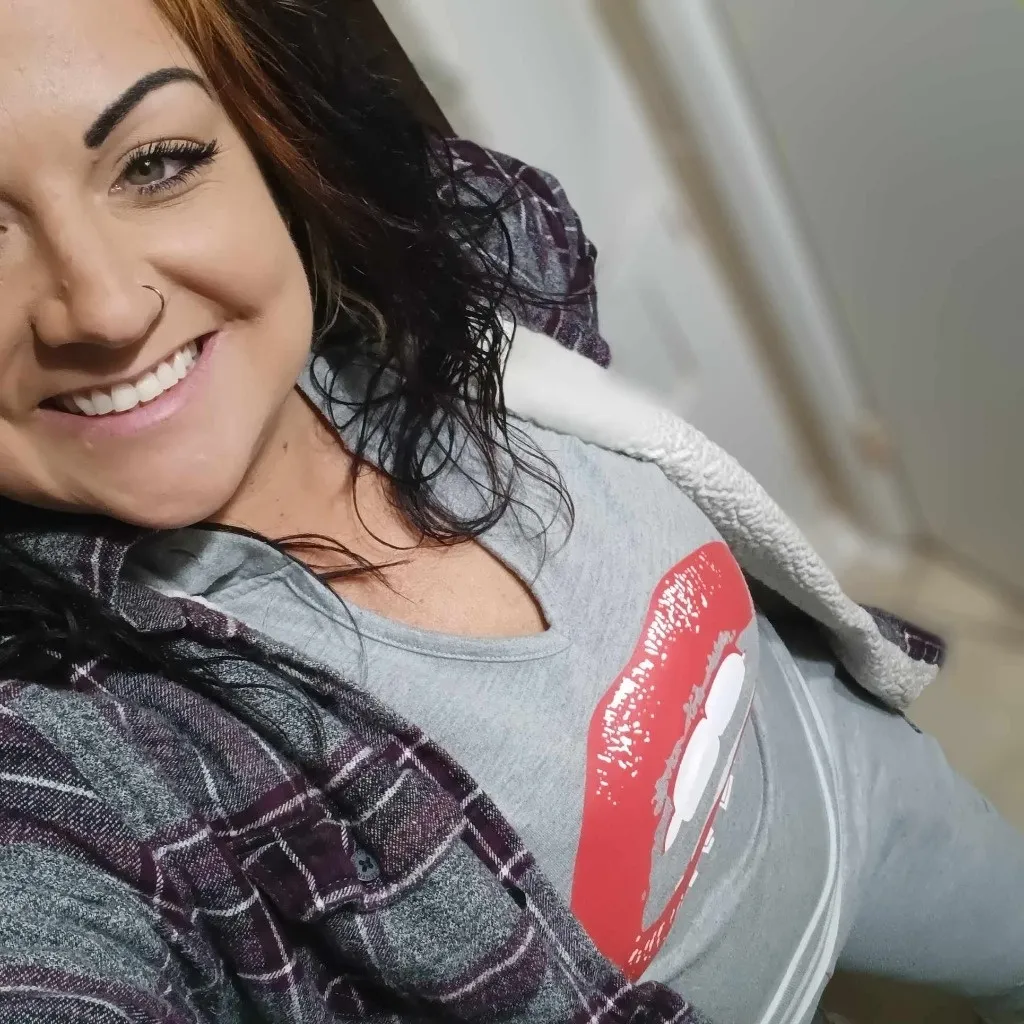  is Female Escorts. | Port Huron | Michigan | United States | AmorousHug