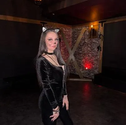  is Female Escorts. | Cincinnati | Ohio | United States | AmorousHug