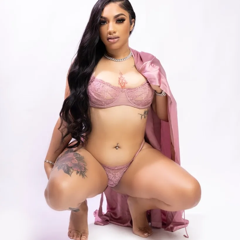  is Female Escorts. | Tuscaloosa | Alabama | United States | AmorousHug