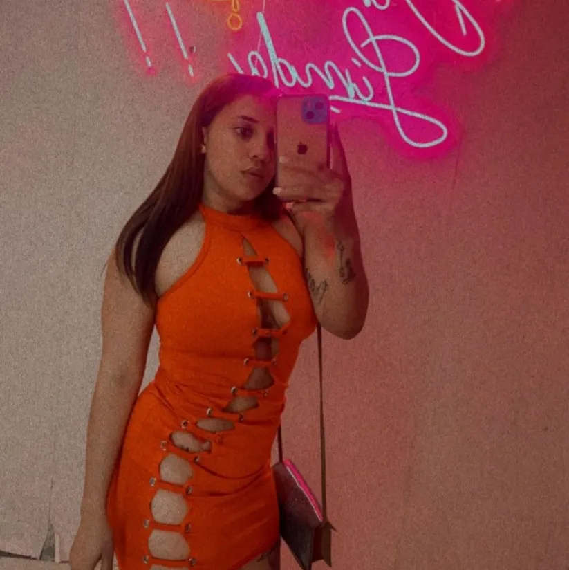  is Female Escorts. | New River Valley | Virginia | United States | AmorousHug