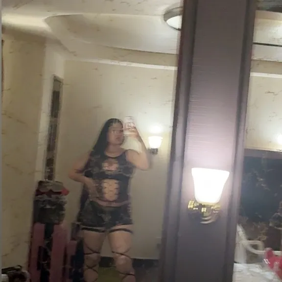  is Female Escorts. | St. Louis | Missouri | United States | AmorousHug