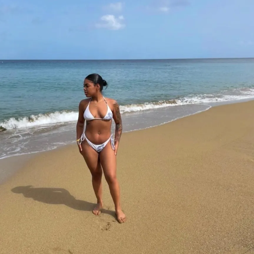 is Female Escorts. | Buffalo | New York | United States | AmorousHug