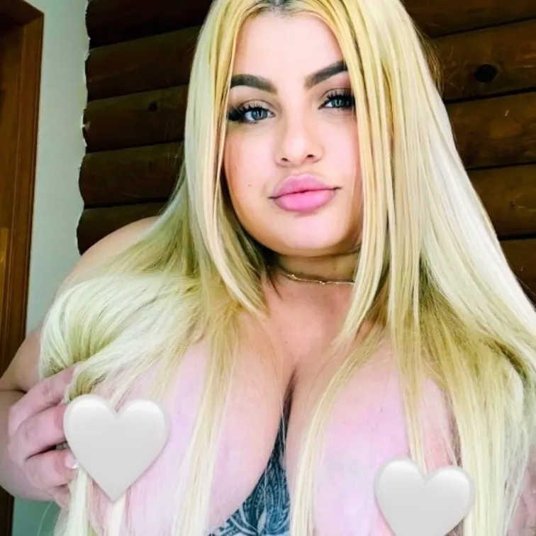  is Female Escorts. | Hickory | North Carolina | United States | AmorousHug
