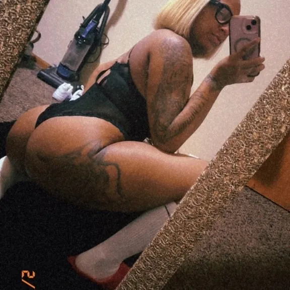  is Female Escorts. | Appleton | Wisconsin | United States | AmorousHug