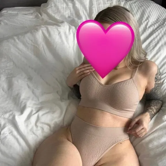  is Female Escorts. | Sudbury | Ontario | Canada | AmorousHug