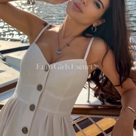  is Female Escorts. | Leeds |  | United Kingdom | AmorousHug