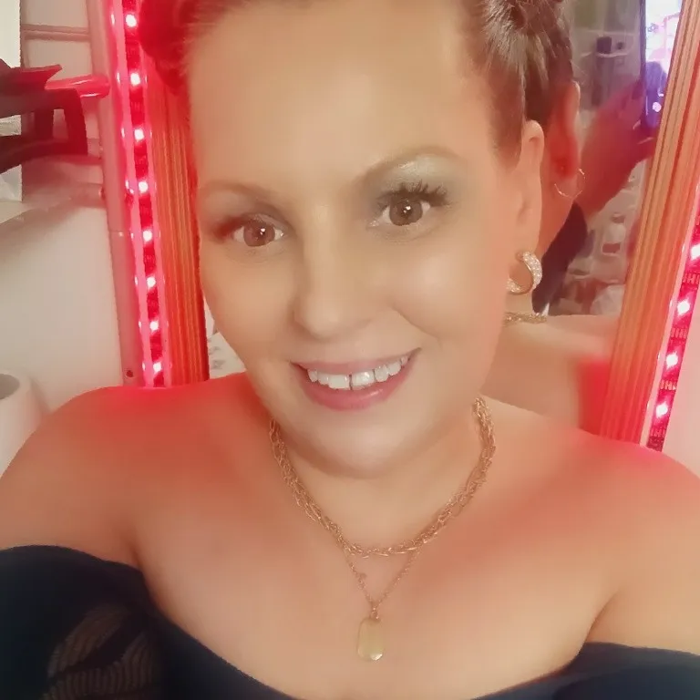  is Female Escorts. | Lexington | Kentucky | United States | AmorousHug
