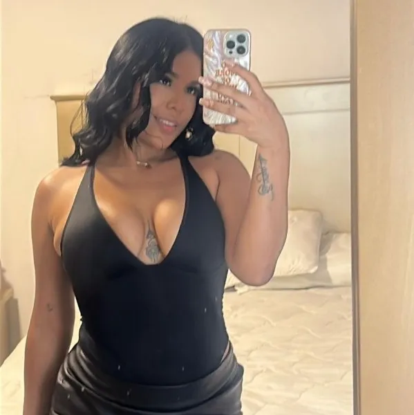  is Female Escorts. | Mankato | Minnesota | United States | AmorousHug