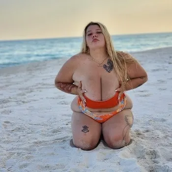  is Female Escorts. | Grand Forks | North Dakota | United States | AmorousHug