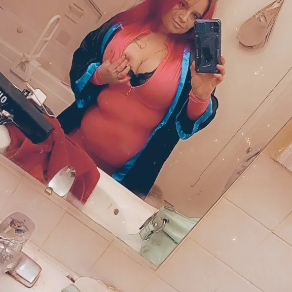  is Female Escorts. | Edmonton | Alberta | Canada | AmorousHug