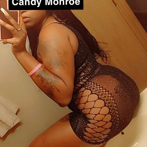  is Female Escorts. | Mankato | Minnesota | United States | AmorousHug