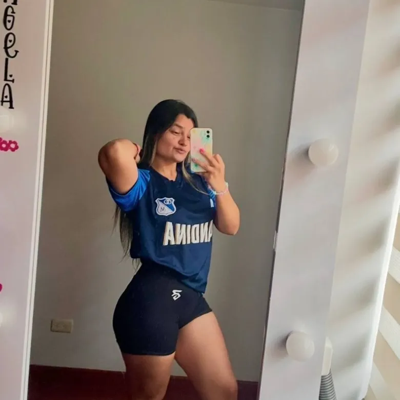  is Female Escorts. | Bemidji | Minnesota | United States | AmorousHug