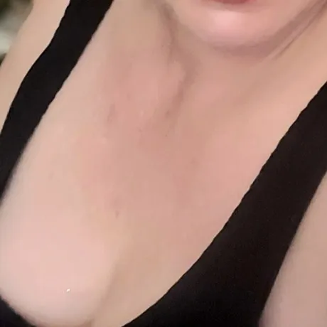  is Female Escorts. | Edmonton | Alberta | Canada | AmorousHug