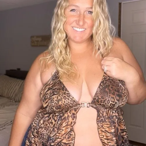  is Female Escorts. | Flint | Michigan | United States | AmorousHug