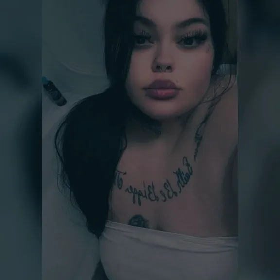  is Female Escorts. | Martinsburg | West Virginia | United States | AmorousHug